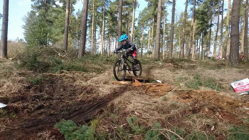 SRCGoRide's tweet photo. We also do things like this #smilesnotmiles https://t.co/VYZ56grrb8