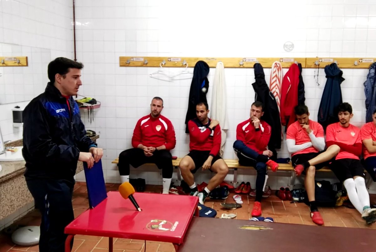 palabradfutbol's tweet photo. Palabra de Fútbol se adentra en el corazón del deporte rey. Durante esta semana ponemos en marcha un proyecto informativo de relevancia. Agradecemos al @martosfutbolcd y a @RPeralesR que nos permitan "preparar" junto a ellos el partido de este próximo domingo en Linarejos. https://t.co/Oq6sNAew5q