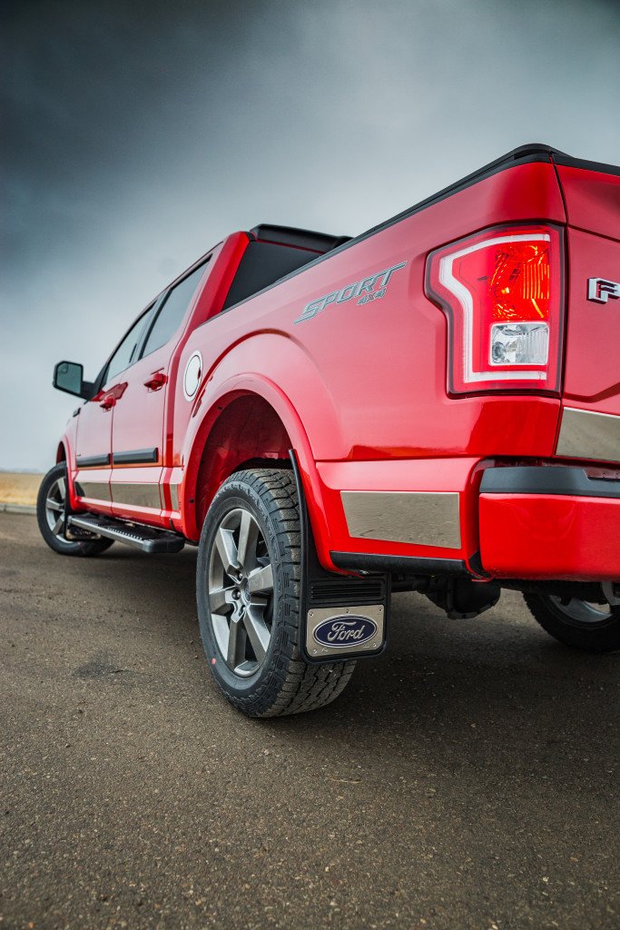 SharpTruck's tweet photo. 2017 F150 Truck Hardware Blue Oval Gatorback Flapsπ
#ford #fords #fordperformance #fordracing #fordf150 #fordmotorsport #fordraptor #fordranger #fordtrucks #fordbronco #fordsofinstagram #blueovaladdicts #car #gt #offroad #powerstroke #gatorbackmudflaps #mudflaps #gatorback https://t.co/wSxaRZNYmp