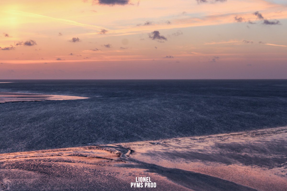 LionelPymsProd's tweet photo. Je suis trop fière de mes clichés 🤩🌅 les #RT sont apperécié #LionelPymsProd #Sunset https://t.co/kTdghfYr01