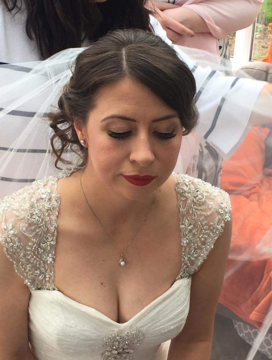 michaeladacey10's tweet photo. My Best friend got married 🥂 14.04.18 #wedfest2018
Congratulations to my gorgeous big sister and new Hubby @GemDacey https://t.co/RPaBjBZp2n