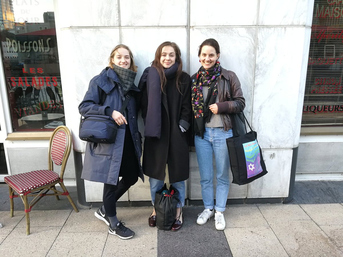 AnnaZiman's tweet photo. "It's ok, the lady has stopped dancing " - that's what canary wharf policeman said #metamorphoses @alicemaeweber @Almalekcsia @GScottComposer #RCMCreativePM https://t.co/SbSurDwvWL