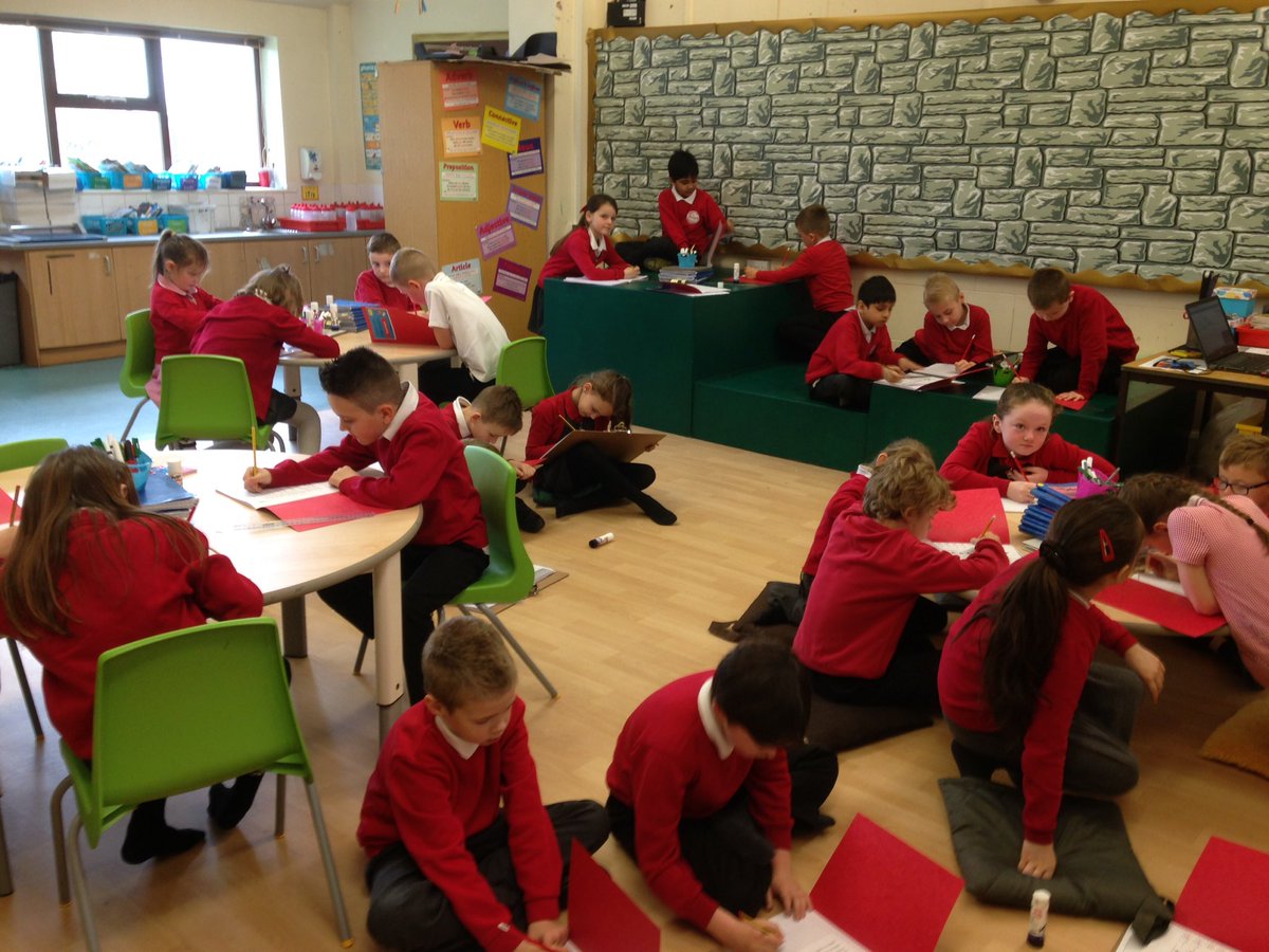 GlosRoadPrimary's tweet image. Flexible learning environments @GlosRoadPrimary - Find out more at the @CheltenhamSSN Primary PE Conference this Thursday @HartpuryHESport #grps #realprojects #flexiblelearningenvironments