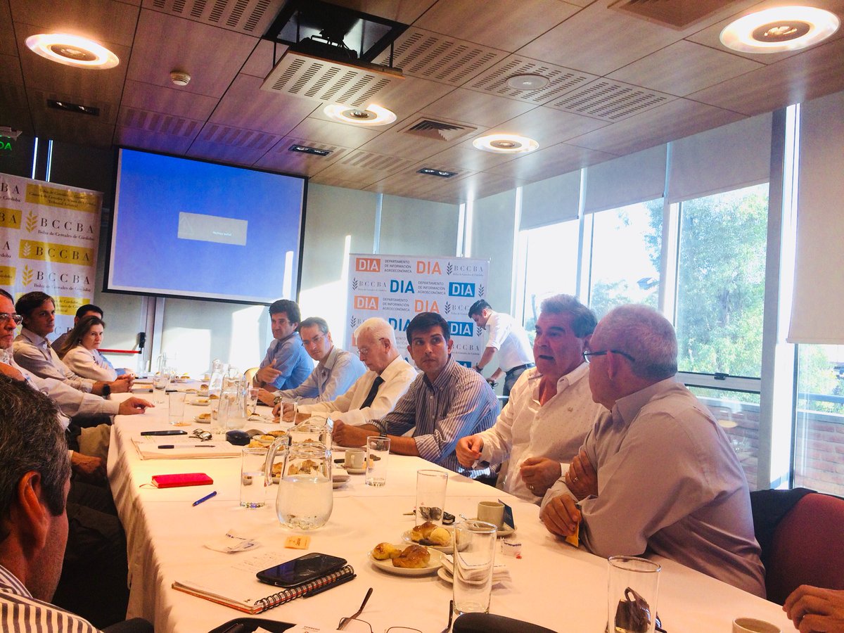 Continuamos tratando temas Agenda 2018 para el sector con <a href="/SergioBussoOK/">Sergio Busso</a> Energía, Caminos Rurales y más