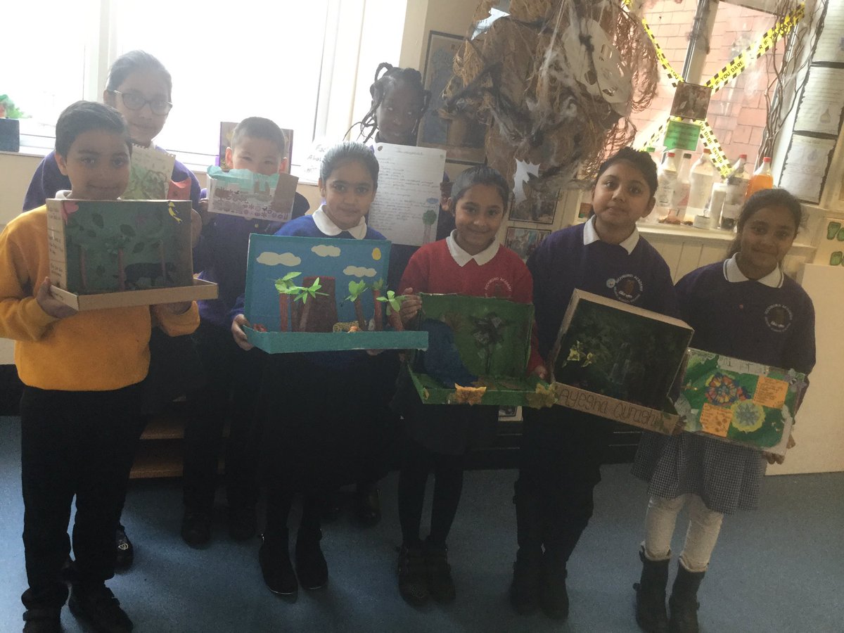 Richmond_HT's tweet photo. What fabulous home learning about the rainforest from Amethyst & Citrine class! How impressive! #easterprojects https://t.co/uUt0XiOeP1