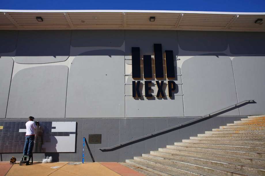 Anonymous donor leaves $10 million for #Seattle's @KEXP: trib.al/91Yo2C7