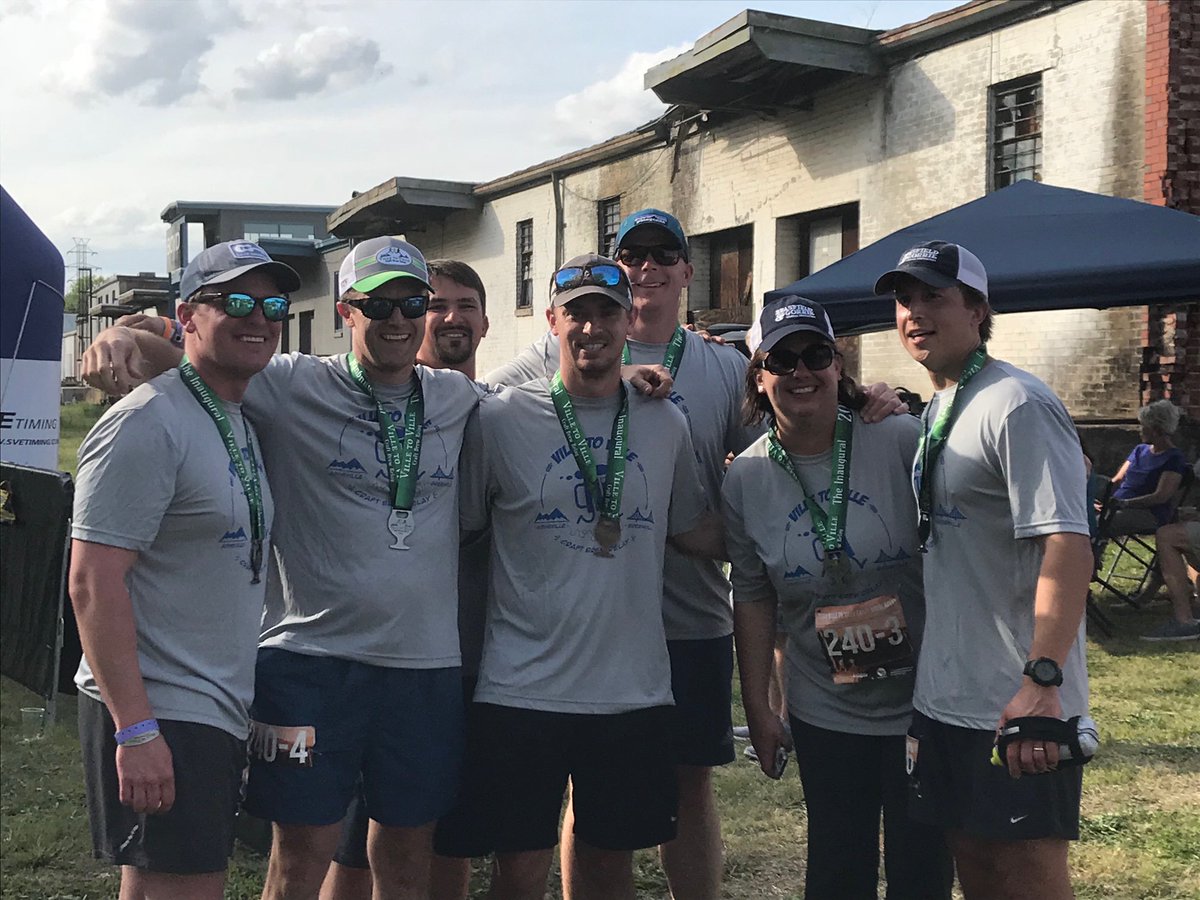 BrasfieldGorrie's tweet photo. Team members from our Carolina offices went the extra mile (or 73) to support a good cause! During the Ville to Ville Craft Brew Relay, the team ran 73 miles from Asheville, N.C., to Greenville, S.C. #yeaTHATgreenville #V2V18 #willrunforcraftbrew @villetoville https://t.co/nWAmxiDY52