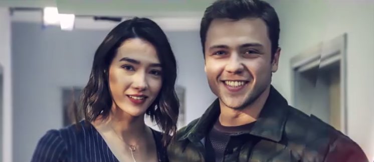 pasaninkelebegi's tweet photo. Doyamıyorum yaa 😻😻😻 

#AybükePusat #TolgaSarıtaş #YavBah #Söz https://t.co/wRpb0CAWZU