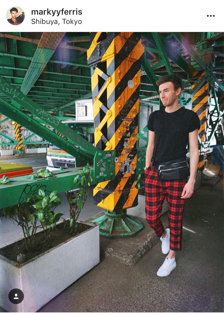 markyyupdates's tweet photo. “WERKING that bum bag💕”||
📸: @luke_franks @ Shibuya, Tokyo https://t.co/GwYK0zsnTO https://t.co/ZJy2f6zx29