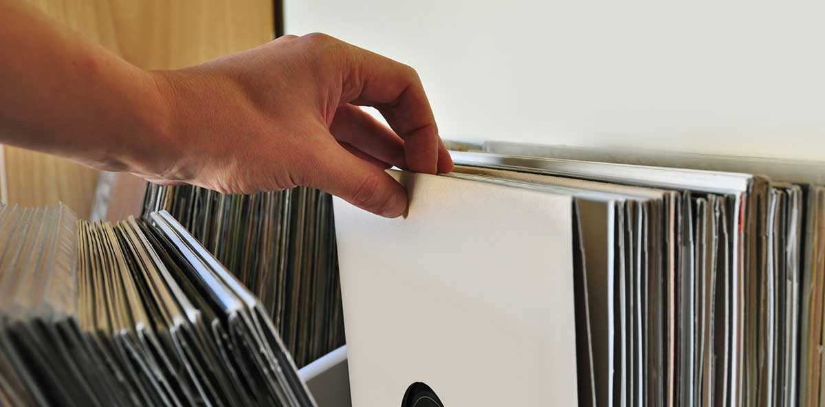 AudioAdvice's tweet photo. How to Clean Vinyl Records and Care For Them Properly | Audio Advice https://t.co/bJABI1Vg8N https://t.co/iyWHtIs3mJ