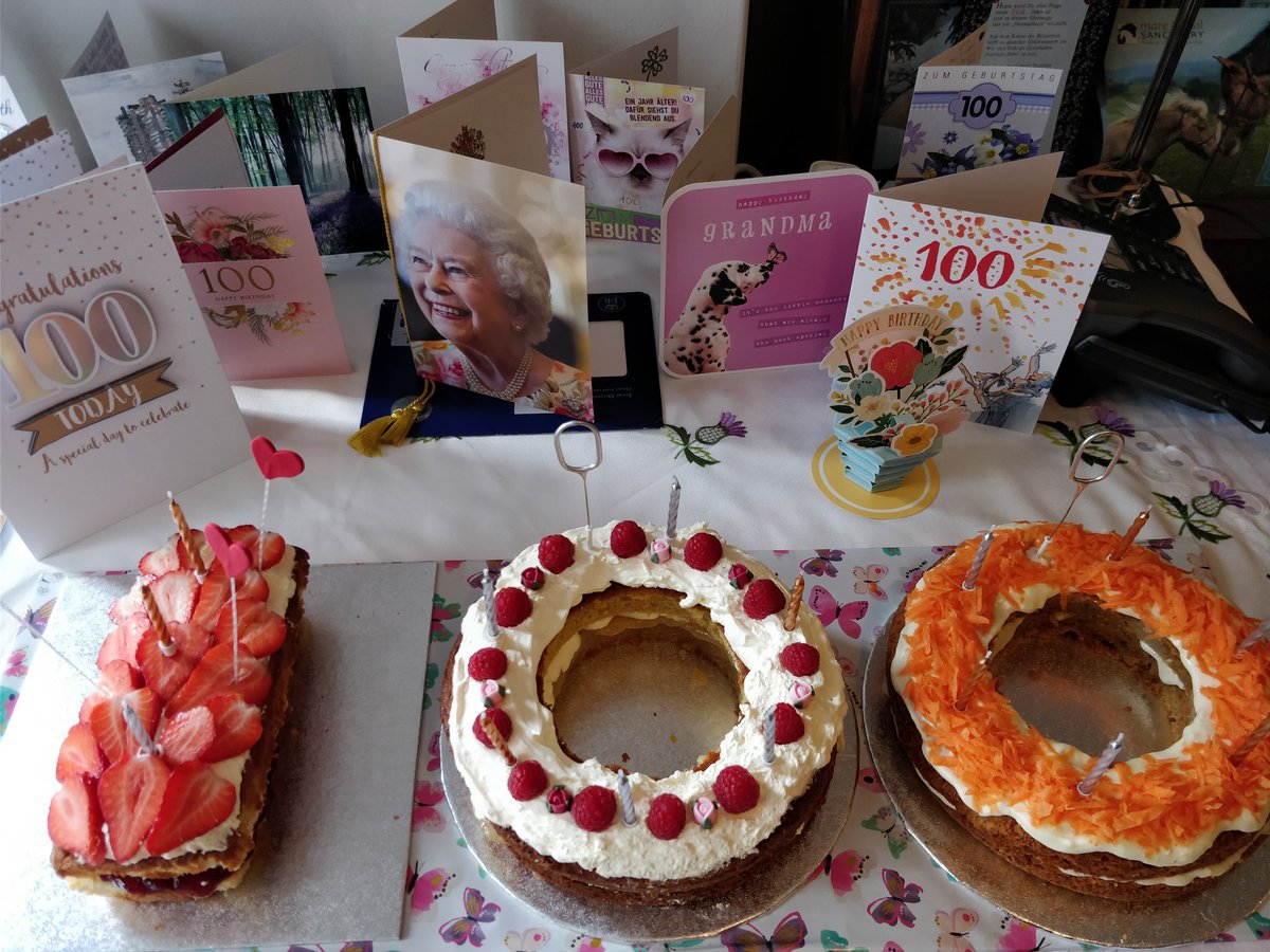 ronaburstow1's tweet photo. Grandma Helen turns 100 today! What a woman! 🍰 https://t.co/X96cfCvwcb