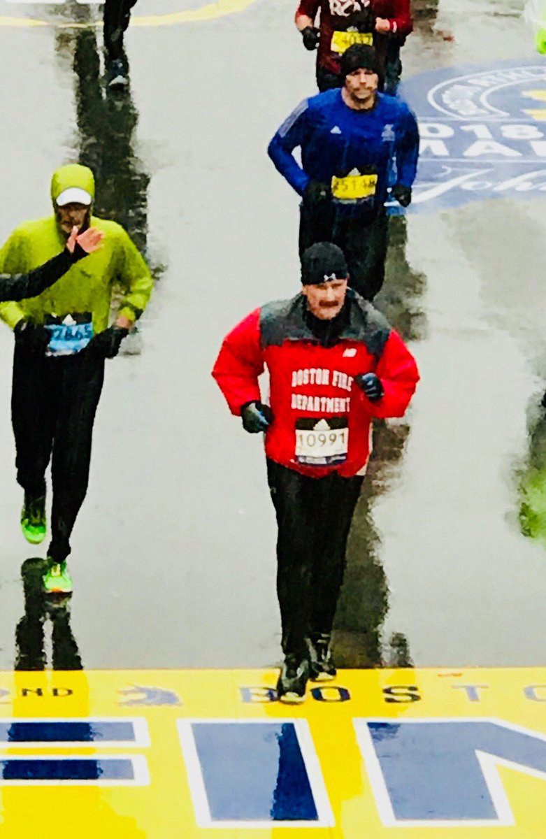 ToddJLeDuc's tweet photo. Congratulations @ChiefJoeFinn on completing another @bostonmarathon and all runners from another @IAFC_SHS runner - presenting on human performance #Mullane Health & Safety Conference @LOCAL_718 @BostonFire @IAFFGST @IAFFNewsDesk @o2xhp @marty_walsh https://t.co/ledXp4p0m5