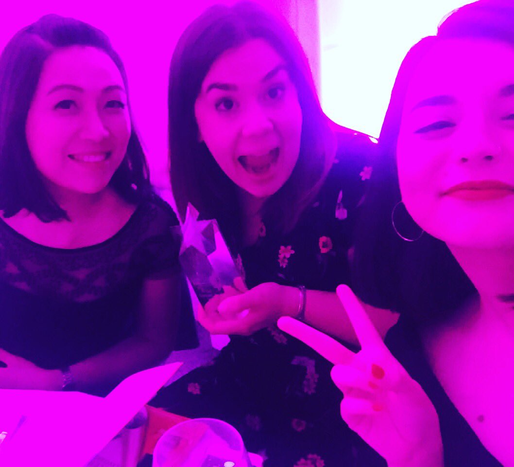 lynseymarie29's tweet photo. Super proud right now @ChaophrayaThai 🙌🏽🙌🏽🙌🏽🙌🏽 our teams work so hard and awards like this make it all the more better https://t.co/8xgpjSrGfD