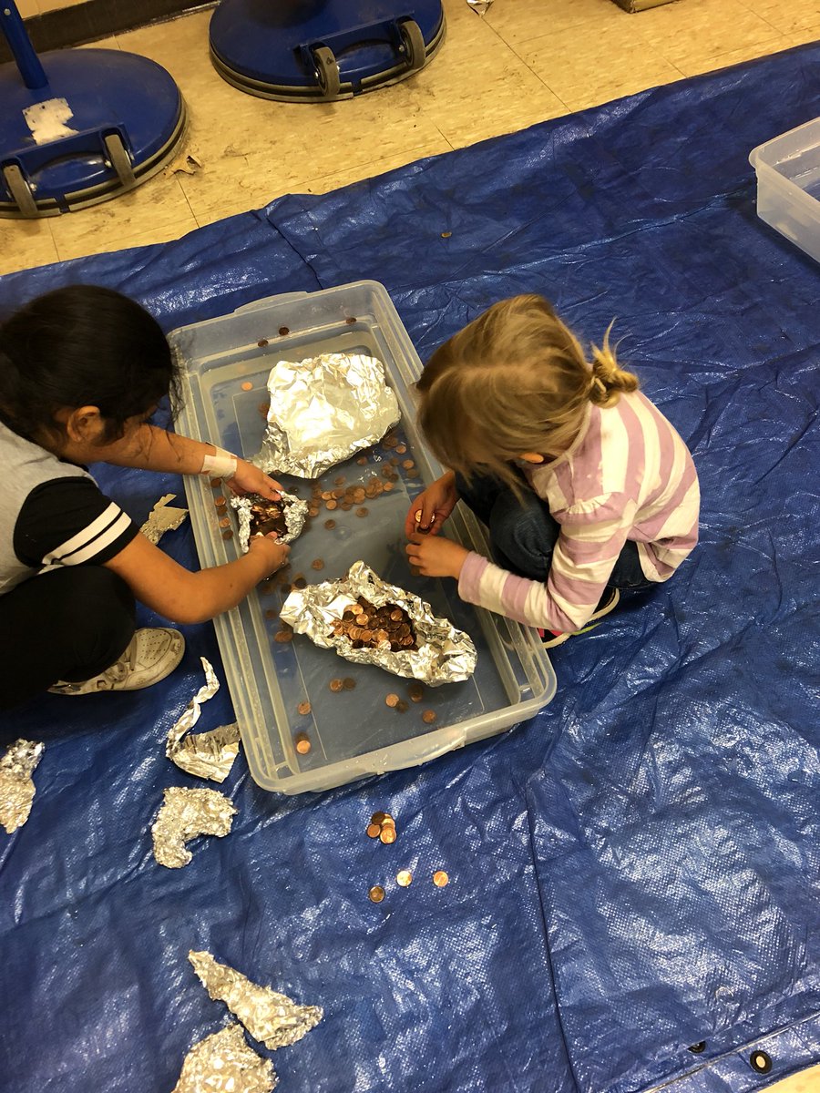 MrsKosmicki's tweet photo. Kindergarteners counting past 200! That’s a lot of math :) #gipsmakerspace @GIPSFoundation @JeffersonGIPS #whyigive https://t.co/sD7Ab55F3y