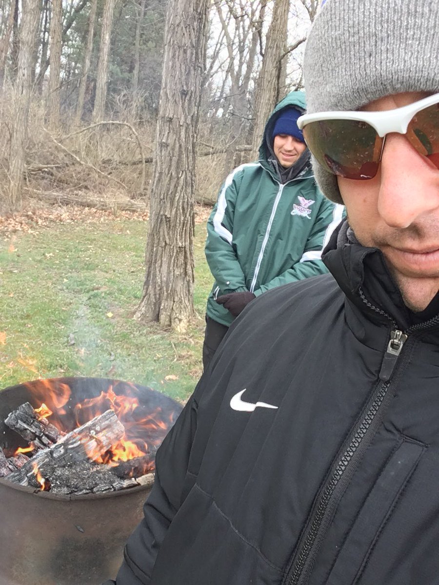 CoachGRU's tweet photo. Grinding in the 1st round of Western Illinois event! Yikes! #DesperateToPlay!! #GoStritchGolf!! https://t.co/3D1F22ic1H