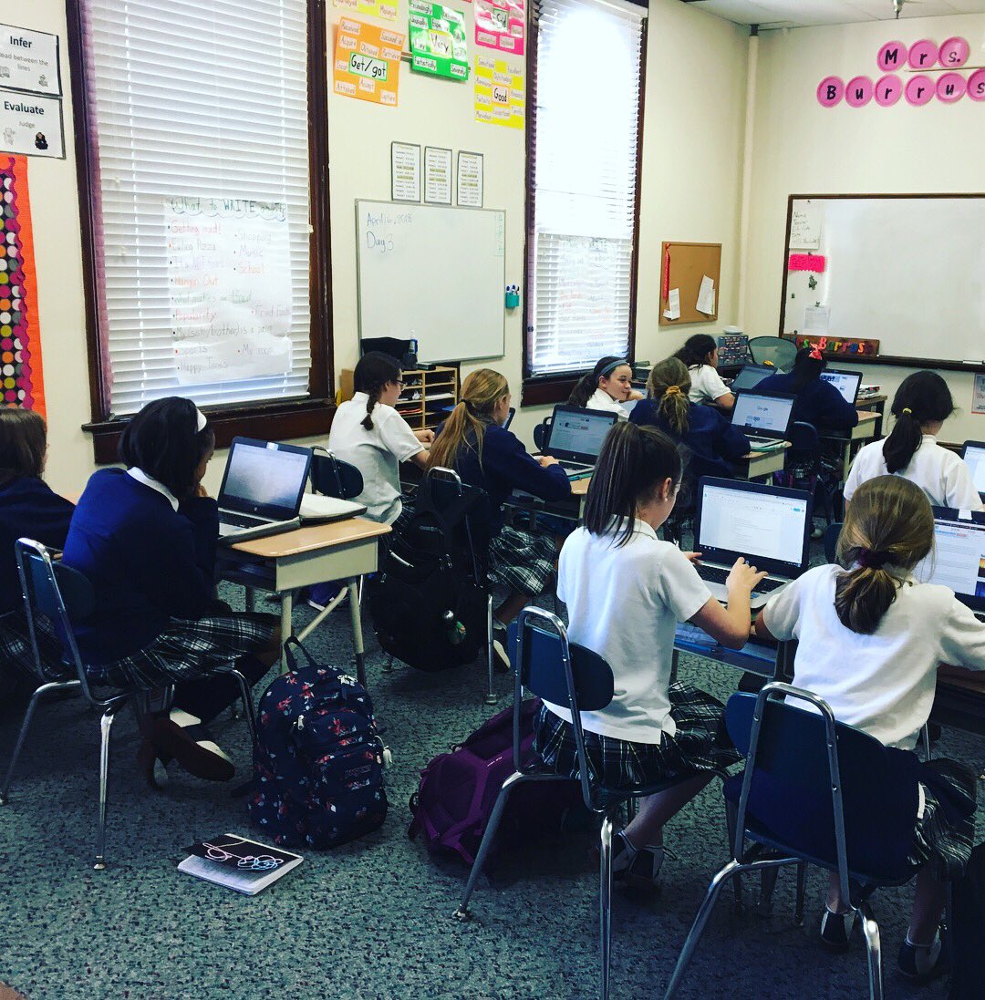 ashlibrary_ms's tweet image. 6th graders creating outlines for their research papers on immigration groups throughout history #researchskills @ASHRosary