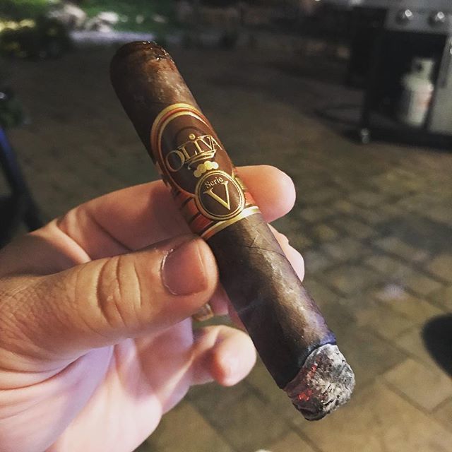 Writing up a review on <a href="/stogiereview/">Stogie Review</a> for tomorrow smoking a legendary <a href="/olivacigar/">Oliva Cigar Company</a> Serie V. <a href="/olivaallan/">Allan Buelvas</a> @jnelson1525 #cigar #cigars #HOF ift.tt/2qIbBY7