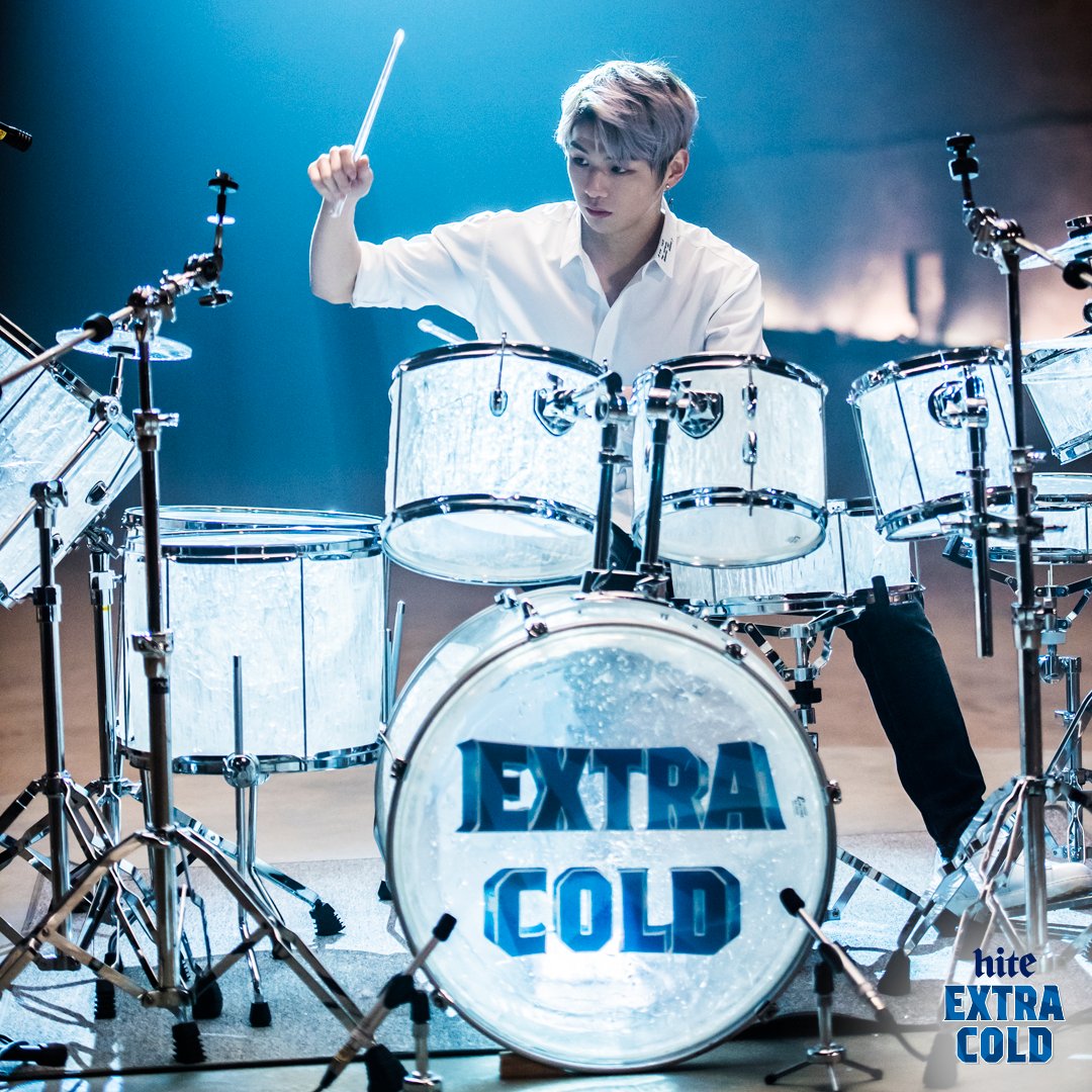 비투지기 tweet media