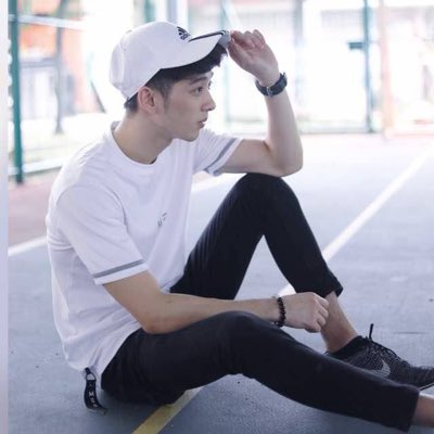 Leong_Yi's tweet photo. #NewProfilePic https://t.co/oWxzIO6W6j