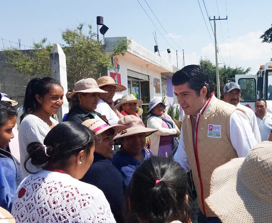 pepeozuna's tweet photo. Esta mañana estuve en San Diego de los Padres Cuexcontitlán, ahí me comprometí a legislar por mayores oportunidades de empleo, para incrementar la economía de cada familia Toluqueña.
#HagamosEquipo
#VaPorToluca
#VaPorTi. https://t.co/DKig1m7hV5