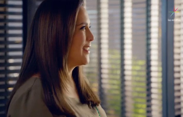 mafiadoramas_'s tweet image. #PrintScreen #YMañanaSeráOtroDía #AngelicaVale