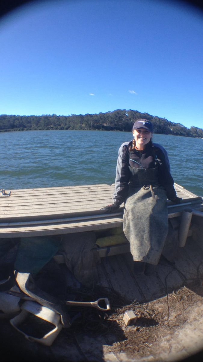 ClaytonBecky's tweet photo. My favourite place in Aussie moment was in Batemans Bay, where I got to experience what my brother had spent two years working in... oyster farming! #24millionmates https://t.co/dLtcl2cPGk