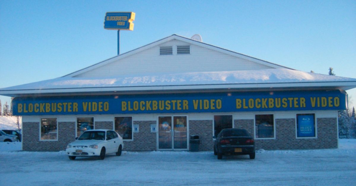 Stocktwits's tweet image. The last Blockbuster ever is closing. For good. In Alaska. Yes, in 2018. $NFLX