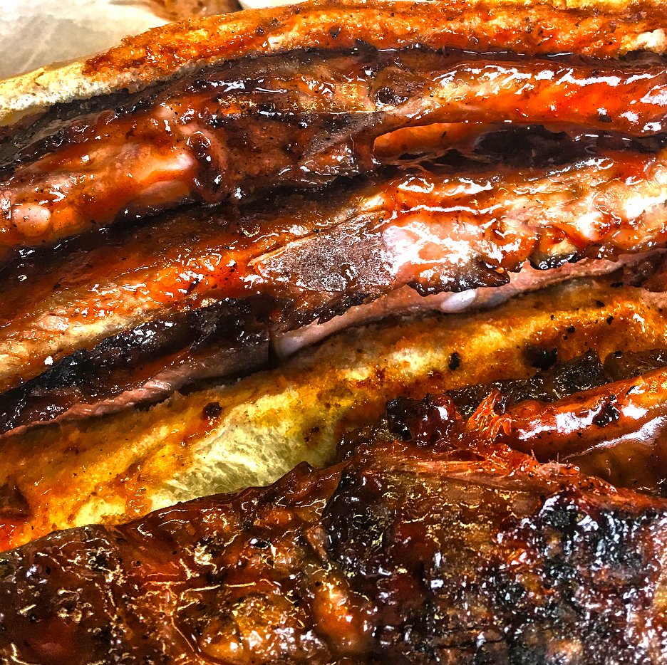 ChapsPitBeef's tweet photo. Dinner's ready!
#ribs #baltimorestylebbq #bmorebbq https://t.co/TRPRxasMqx
