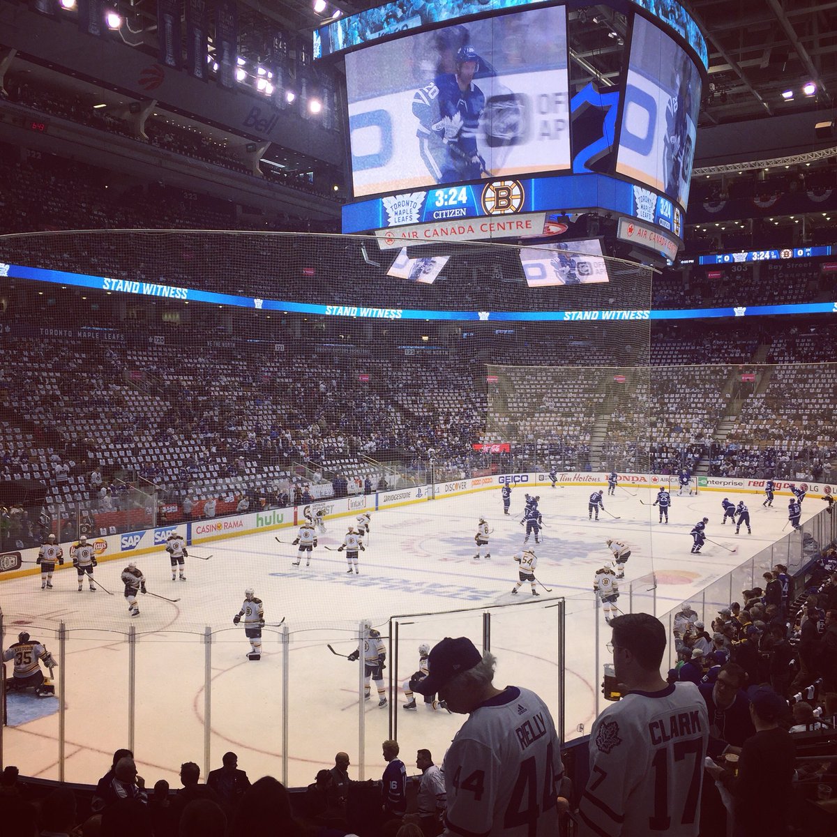 Bcroch's tweet photo. Big W required tonight, here’s to hoping I’m the good luck charm https://t.co/5qV4DHtb0G