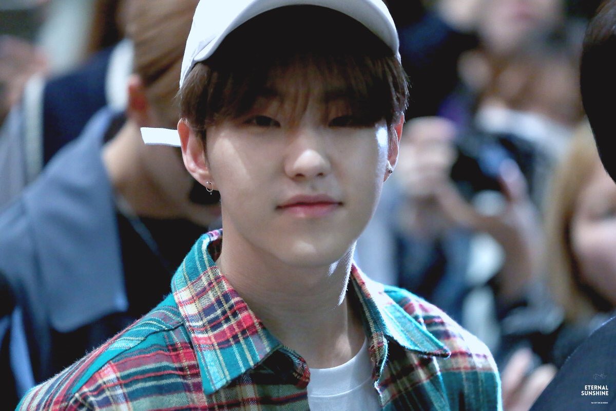 [HQ] 180413
#SEVENTEEN #세븐틴 #호시 #순영 #HOSHI 
cr. Eternal Sunshine