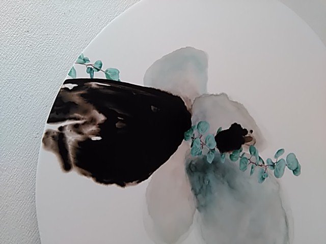 szmzk's tweet photo. 大胆に筆を執り、大胆に空間を残し、そしてそのなかで生を与えらた草花。#FestArtOsaka2018 #FestArtOsaka https://t.co/cnyTNg90OJ