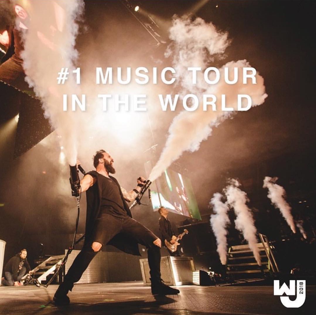 skilletmusic's tweet photo. WOOHOO! Congrats to @winterjamtour for being the number one music tour IN THE WORLD for the first quarter of 2018! So glad to have been a part of it! Thanks to ALL THE FANS for coming out we❤️u -JC 📸 @calebcook99 https://t.co/ylXCO33uHO