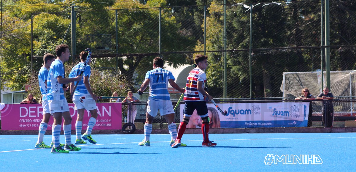HockeyMUNIHD's tweet photo. #THMC2018 #01F05F #CiudadA Vs #Ducilo #QUINTA
en #CCBAHockey By #MuniHD @BruuStellato https://t.co/FIzGjirsh8