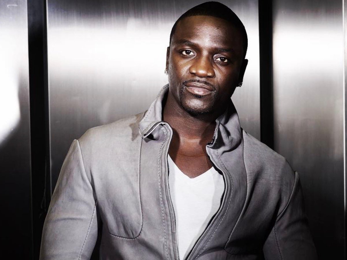 эйкон. Akon в молодости. включи akon. эйкон возраст. Akon 2015.
