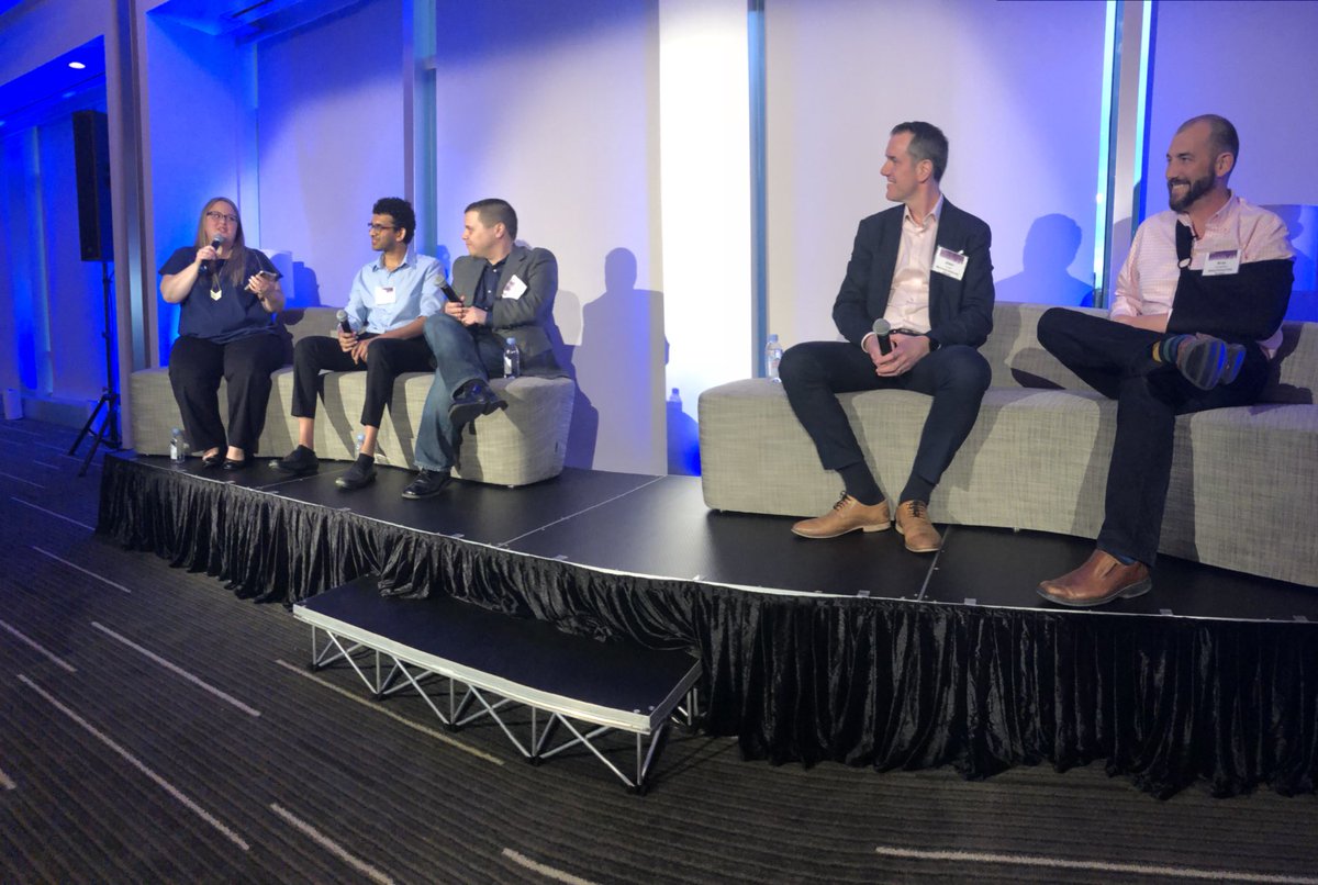 ILEA_nyc's tweet photo. Panelists kick off talking about how their companies engage event attendee experience through technology #myilea #ILEAnyc #techsytalk https://t.co/vju1vevsZC