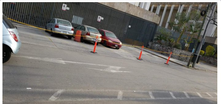 PoderAG_Jal's tweet image. Vecinos nos informan que en Palacio Federal de @gobmx en #GDL volvieron a poner las cadenas que nosotros quitamos el año pasado. Que se puede esperar de las autoridades federales que no respetan.

Exigen que sean quitadas.
Las empezaron a poner hoy.
@GdlMovilidad