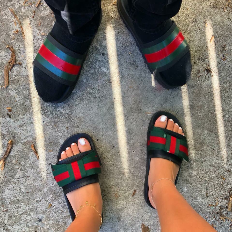 lostfilesjp's tweet photo. His &amp; Hers https://t.co/4x9ZLsNNIL