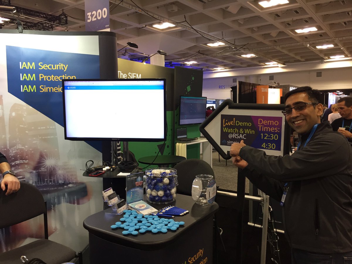 vikiwhereru's tweet photo. SimeioIO demos happening live, come join me #kickingsomeidentity #simeiosafe @ed_pascua @simeiosolutions https://t.co/dSIgxfpFry