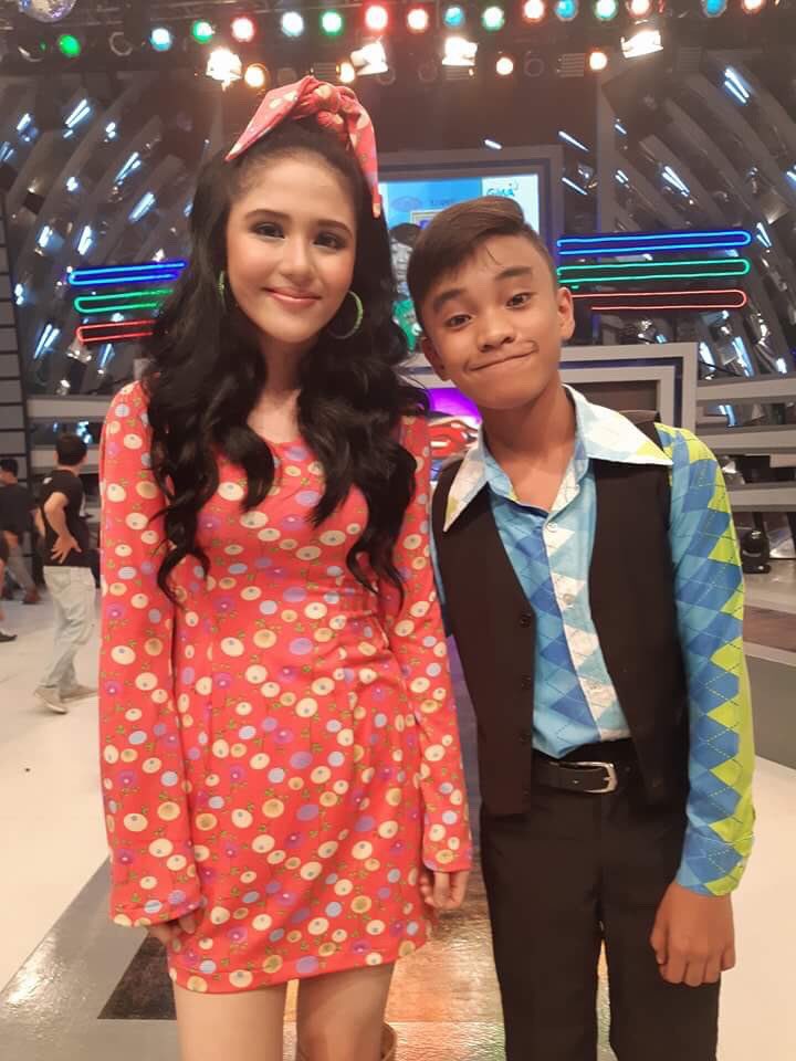 FrancisnaticsF's tweet photo. Ano masasabi nyo sa duet ni @FrancisAglabtin with Jayda? #FrancisAglabtinMySharona https://t.co/WJ7snZbLjY