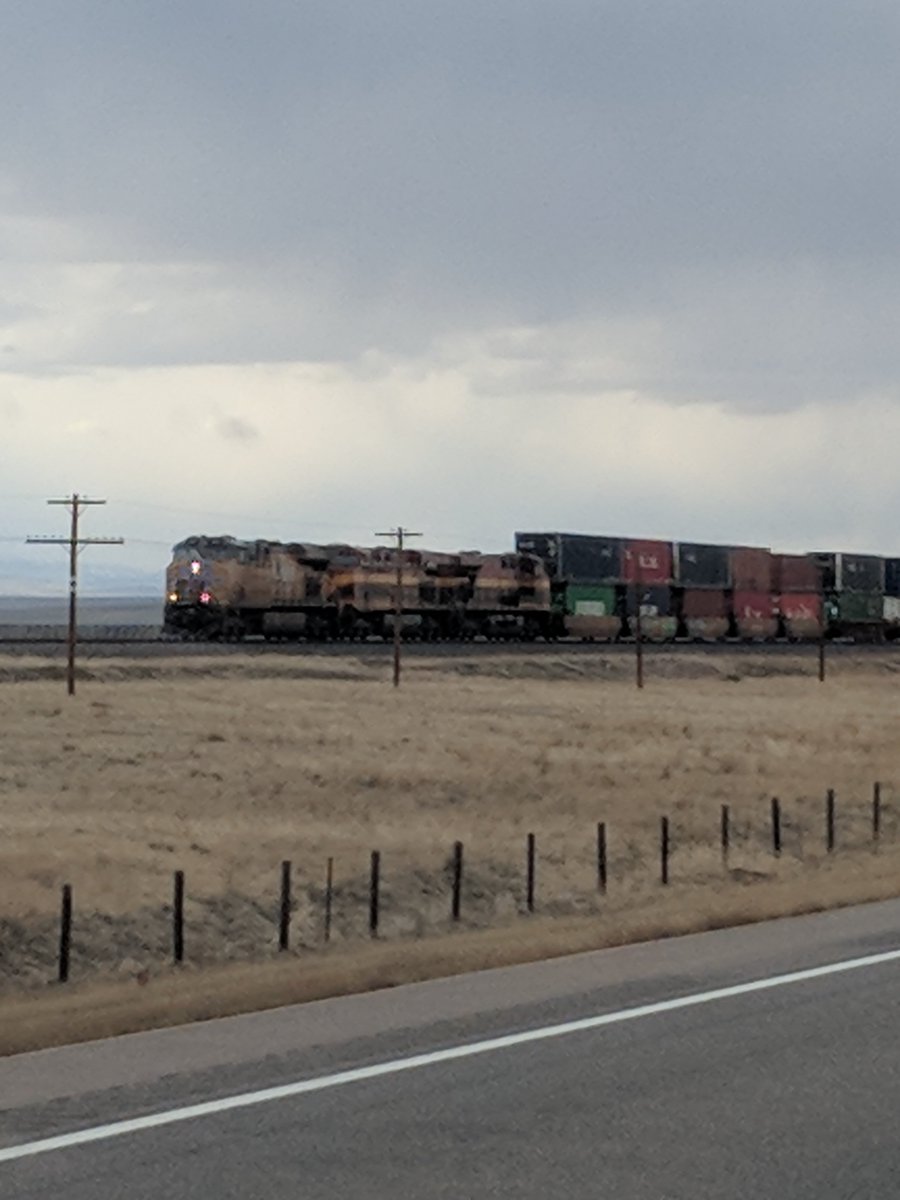 batyone's tweet photo. Wyoming. https://t.co/dbVzQWrxWQ