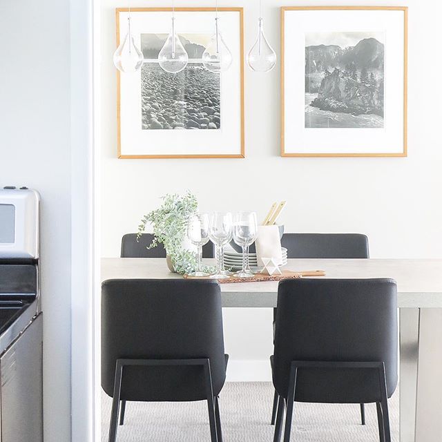 fluffdesigns's tweet photo. Patiently waiting for those endless summer dinner parties 🍽🍻•
•
•
•
#fluffdesigns #homestaging #staging #staginghomes #furniturerental #rentalfurniture #propertystyling #yvr #vancouverhomestaging #accessories #decor #diningroom #black https://t.co/2nBNFGtlYe https://t.co/YurOhAw3F4