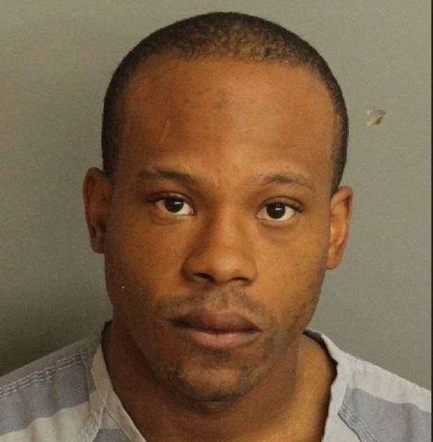 aldotcom's tweet photo. Cigarette thief apparently can't kick the habit: Just-released convict hits 2 more stores https://t.co/NeiXogEX6c https://t.co/iGzTilkKn1