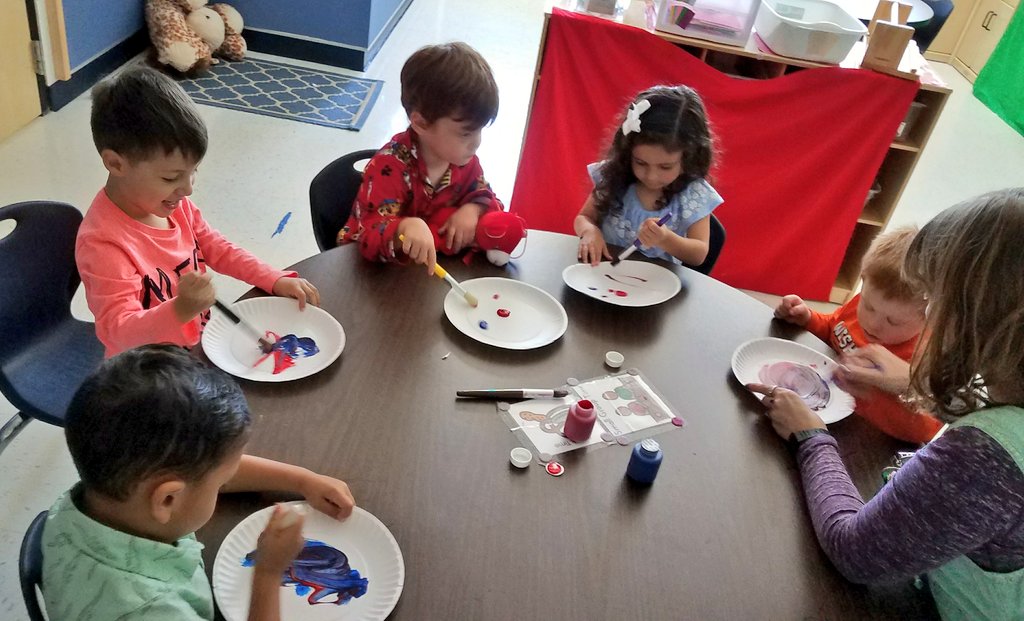 jillbt_'s tweet photo. Day 1 of Week Of The Young Child 2018 was a success! The kids had a blast with Messy {Musical} Monday! Stay tuned for Tasty Tuesday 😊 #ppcdprekcollab #nisdppcd #coleprekppcdcollab #coleppcd #bcoleinspired #naeyc #WOYC2018 https://t.co/BOvMGsFf2I