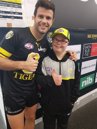 sport_ability's tweet photo. Ethan Draper with the @UmpireAFL team @Richmond_FC @DownSyndromeVic https://t.co/VP2OKicG6e