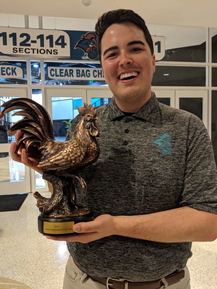 coltonaksomitus's tweet photo. One word summarizes @pspzetaxi win for organization of the year: unity. No matter what happened, the Zeta Xi Chapter bounced back stronger and more determined. Huge shout out to the amazing people I have the pleasure to call Brothers. I am a proud alumni. #zetaxisofly @phisigmapi https://t.co/ewgOAzWbkk