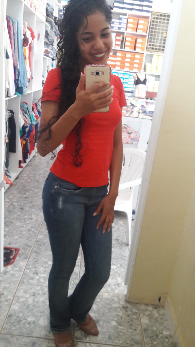 Laurisvane Barbosa (@laurissouza) on Twitter photo 