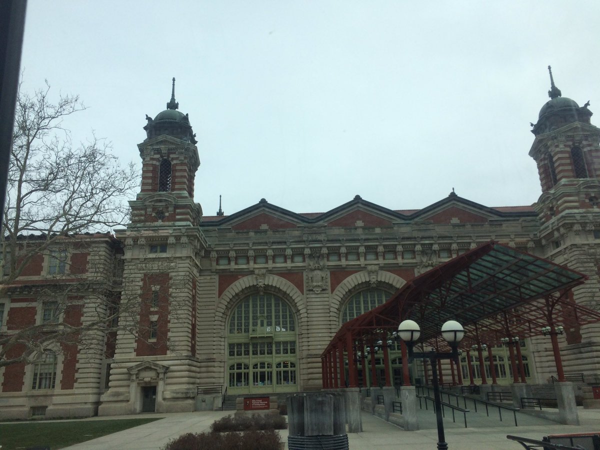 Taylor Smith tweet media