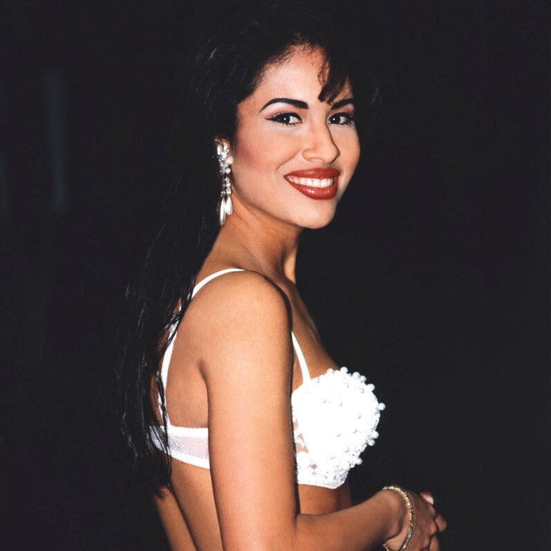 sammytellem's tweet photo. Happy Birthday the Queen Selena Quintanilla 💞 She would have turned 47 today. https://t.co/YXgs2Yw6oc