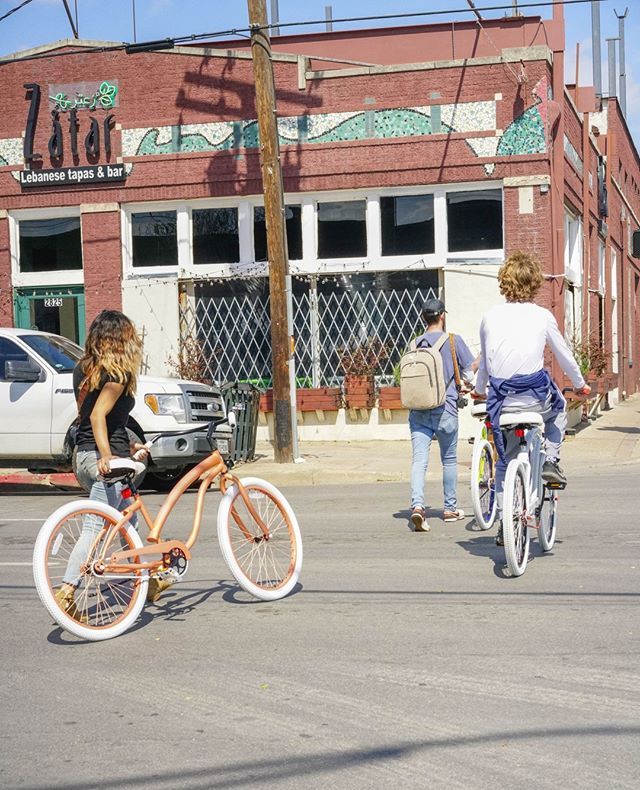 villycustoms's tweet photo. Downtown Bike Brigade .
.
.
.
#MyVillyCustom #villylife #downtowndallas #deepellum #texas #dallas #dallastx #dallisisdallas #dallaslife #biketexas #bike #villycustombikes #villycustom #teamvilly  #bikemore #bikecommute #bikeyourcity #exploremore #citybik… https://t.co/eNfIke15CR https://t.co/DB6qMuf4Sl