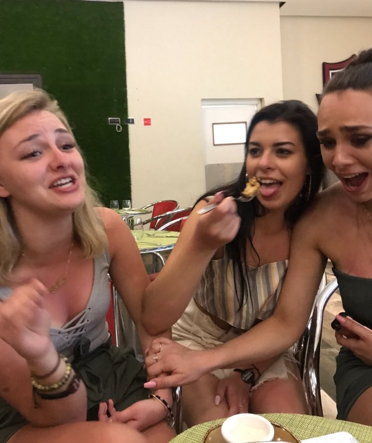 SBQM_merch's tweet photo. When The Hoons get ahold of Candace 🤧😥 https://t.co/5uYBzTsQdk
